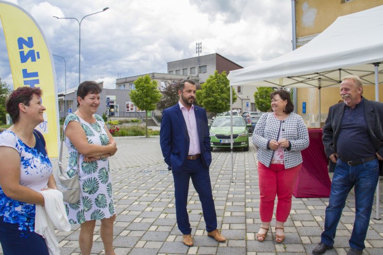 Průtah Všechovicemi prošel opravou. Na nákladech se podílely kraj i obec