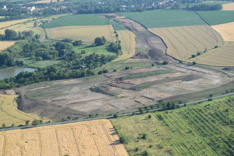 Podivné hroby, vzácné šperky a mince. Archeologové odkryli překvapivé nálezy   Foto: Archeologické centrum Olomouc