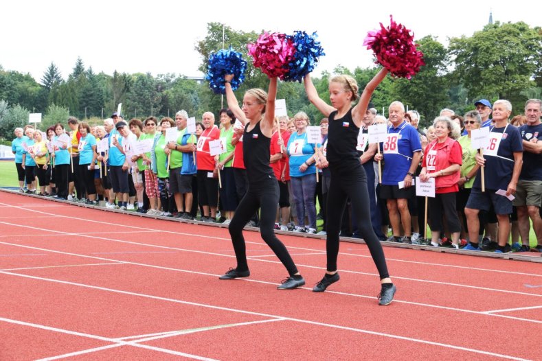 Hejtmanství podpořilo šestý ročník Sportovních her seniorů