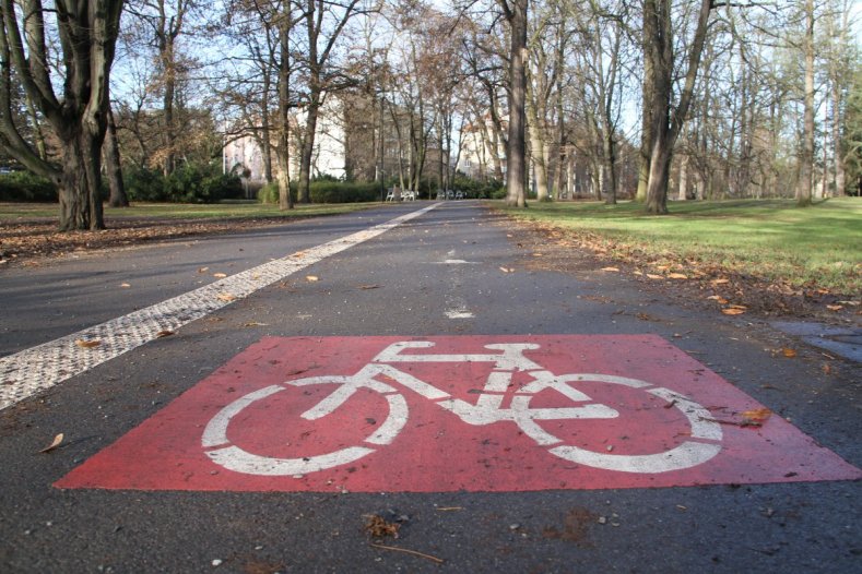 Olomoucký kraj podpoří výstavbu cyklostezek. Myslí i na bezpečnost v dopravě