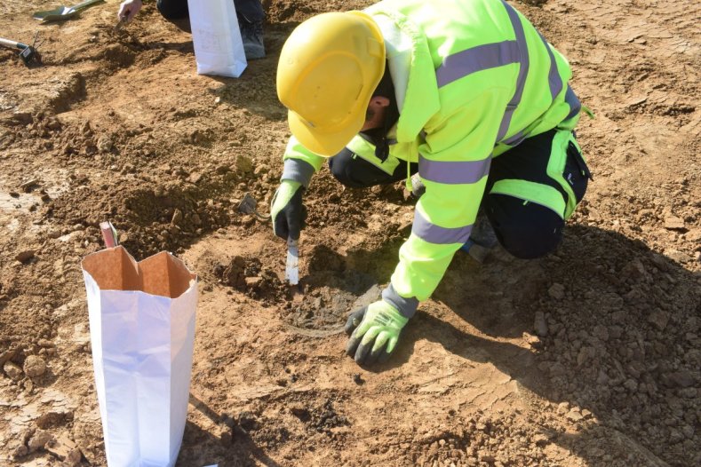 Archeologové odhalili nové pohřebiště. Nebožtíci byli ozdobeni šperky     Foto: ACO