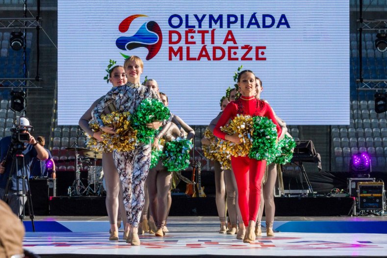 Andrův stadion zaplnily mladé sportovní naděje. Začala Olympiáda dětí a mládeže