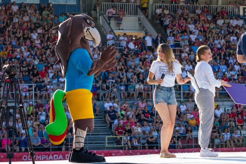 Andrův stadion zaplnily mladé sportovní naděje. Začala Olympiáda dětí a mládeže