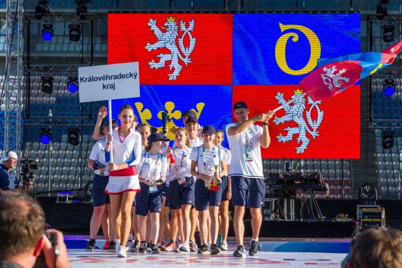 Andrův stadion zaplnily mladé sportovní naděje. Začala Olympiáda dětí a mládeže