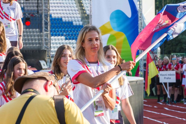 Andrův stadion zaplnily mladé sportovní naděje. Začala Olympiáda dětí a mládeže