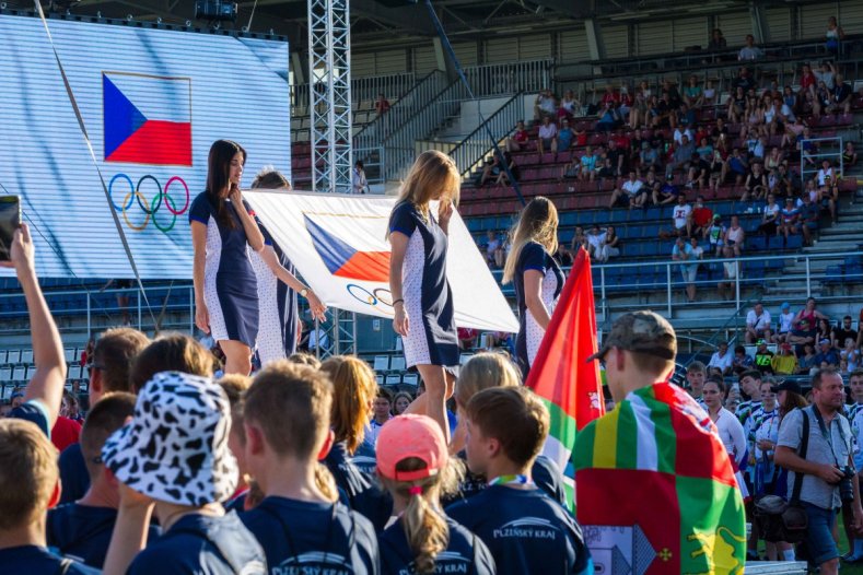 Andrův stadion zaplnily mladé sportovní naděje. Začala Olympiáda dětí a mládeže