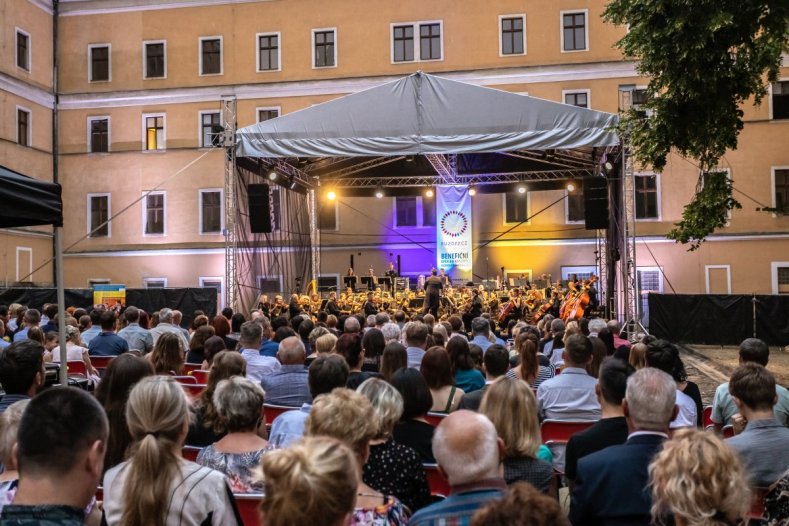 Benefiční koncert v Hanáckých kasárnách nadchnul Foto: David Sedlák