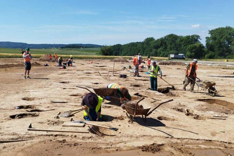 Pravěcí zemědělci žili v bytovkách, zjistili archeologové     Foto: ACO