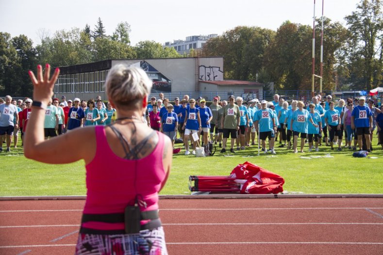 Sportovní hry seniorů s velkou zahraniční účastí. Místo běhu se hrál golf