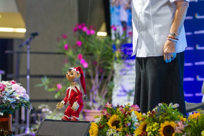 	Babičkou Olomouckého kraje je Blanka Vrbková, na pódiu ji podpořila celá rodina