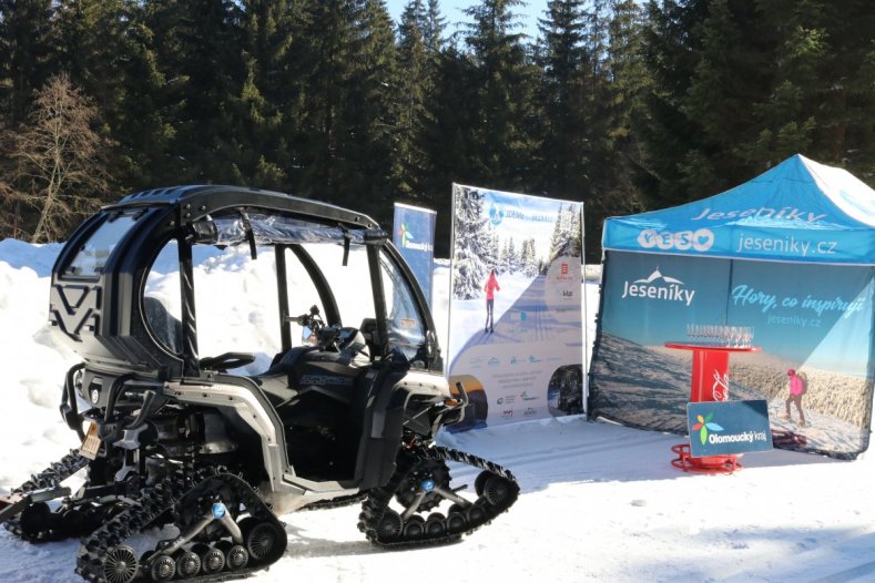 Čtyřkolka Milada pomáhá udržovat stopy v Jeseníkách