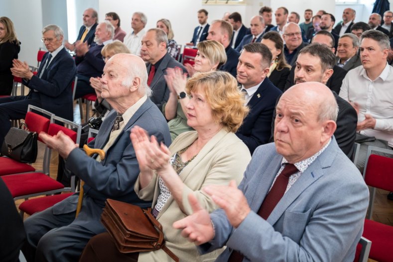 Nemocnice, biocentrum i povedená rekonstrukce. Stavba roku má různorodé vítěze