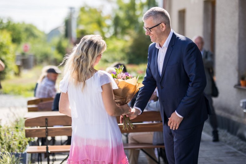 První samoobslužná prodejna funguje v Měrotíně. Její vznik podpořil Olomoucký kraj