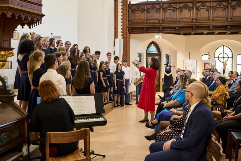 V Červeném kostele tloukla srdce na dlani. Kraj poprvé předával nové ceny, foto: Filip Jančo