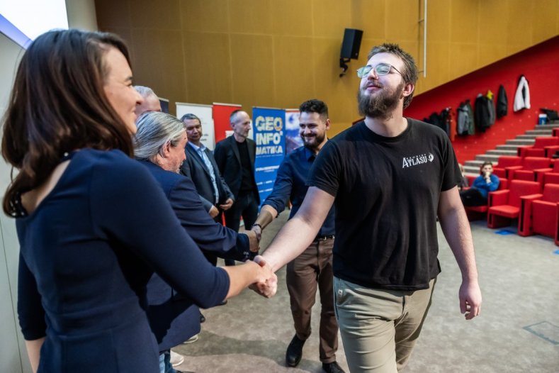 Hackathon byl plný nápadů. Známe nejlepší projekty