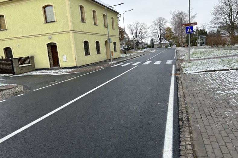 Kraj dokončil opravu další silnice. Tentokrát v Dlouhé Loučce