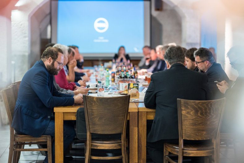 Krajská rada vyrazila na Litovelsko. Zajímala se o potíže starostů a podnikatelů