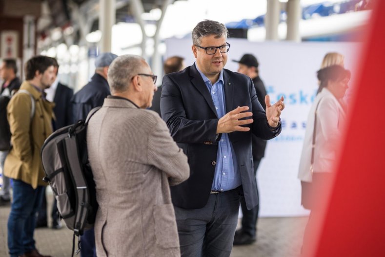 Po kolejích jezdí nové šelmy. Nabízí pohodlí a nevídanou rychlost