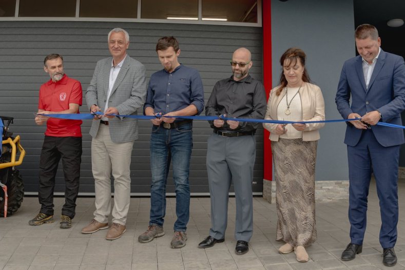 Horská služba má dvě nové stanice. Záchranáři už nemusí sloužit v buňkách