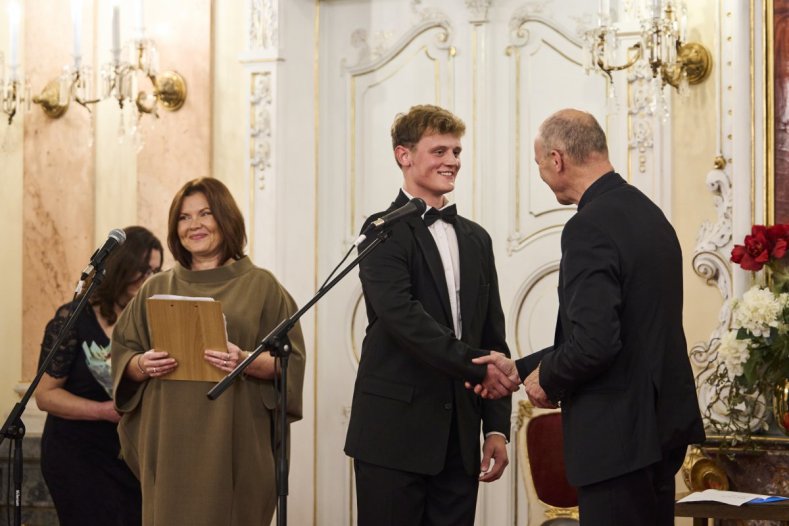 Velké srdce nejde změřit. Dá se ale ocenit a kraj to právě udělal