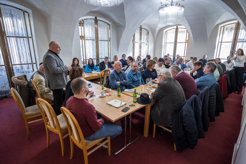 Kraj zrychluje pomoc vytopeným oblastem. A plánuje modernizaci poničených regionů