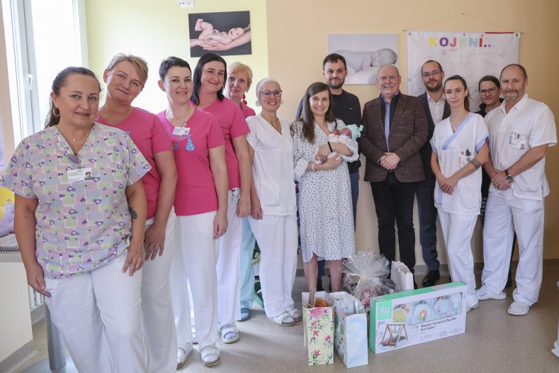 První letošní dítě Olomouckého kraje: Na pořadí nezáleží, hlavně že jsou zdraví, vzkazuje hejtman