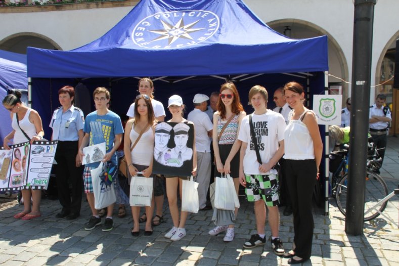 Olomoucký kraj partnerem výtvarné soutěže Policie očima teenagerů