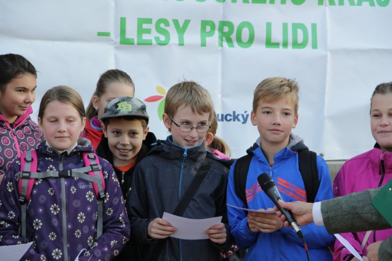 Hejtman Rozbořil zahájil Oslavy lesa na Floře