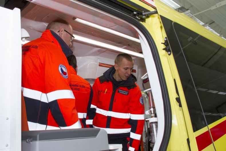 Olomoucký kraj nakoupil další sanitky pro zdravotnickou záchrannou službu