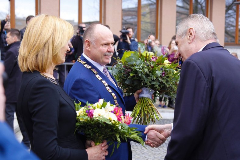 Prezident Miloš Zeman zahájil návštěvu Olomouckého kraje