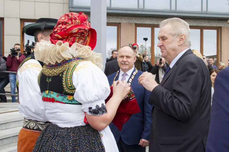 Prezident Miloš Zeman zahájil návštěvu Olomouckého kraje