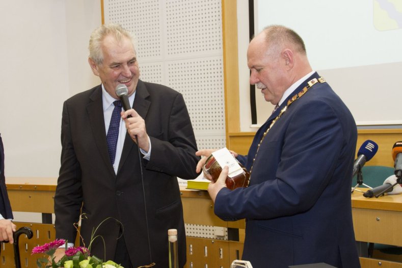 Prezident Miloš Zeman zahájil návštěvu Olomouckého kraje