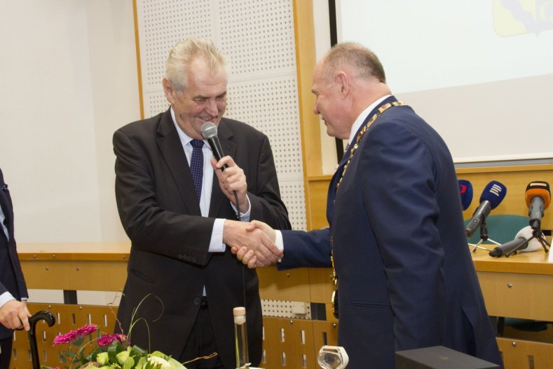 Prezident Miloš Zeman zahájil návštěvu Olomouckého kraje