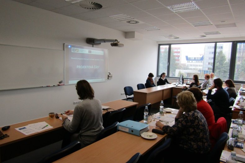 Olomoucký kraj uspořádal ve spolupráci s Centrem pro regionální rozvoj ČR seminář pro příjemce 