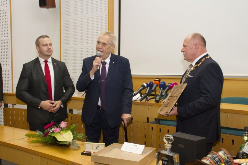 Prezident Miloš Zeman zahájil návštěvu Olomouckého kraje