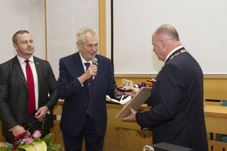 Prezident Miloš Zeman zahájil návštěvu Olomouckého kraje