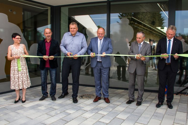 Lipník má novou halu. Přispěl také Olomoucký kraj