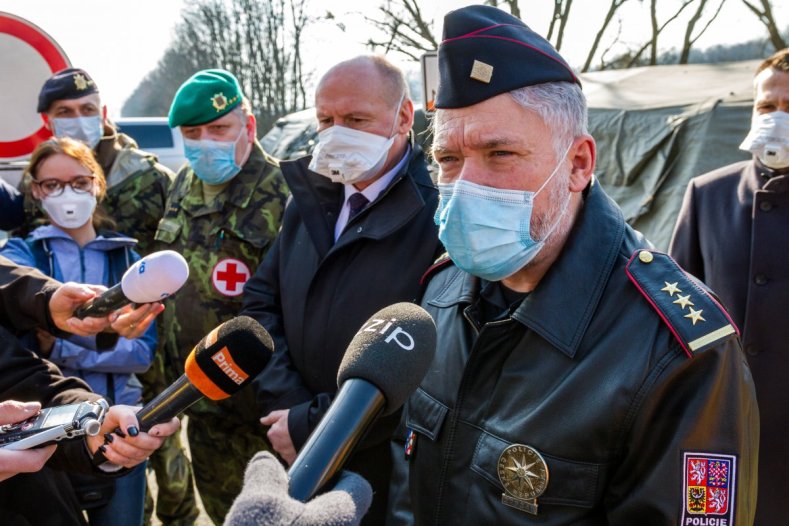 Mobilní odběrná stanice vyrostla během tří hodin