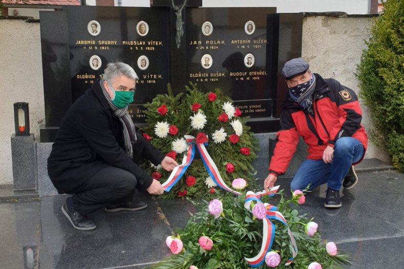 Připomínka Bratrušovské tragédie. Komorního pietního aktu se zúčastnil náměstek hejtmana Dalibor Horák