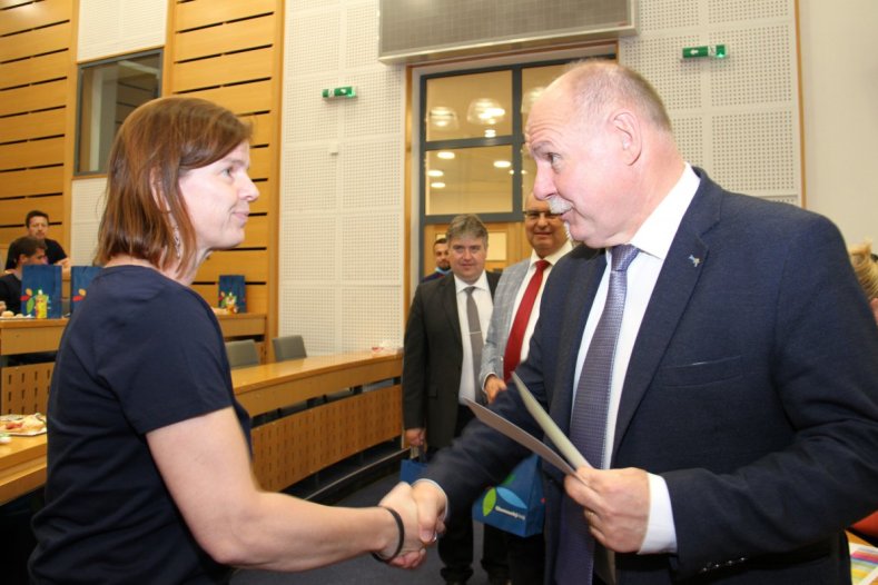 Z Olomouce až na konec světa. Úředníci šlápli do pedálů