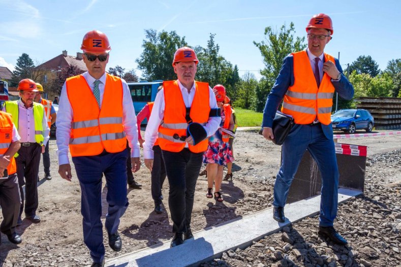 Hejtman s ministrem řešili strategické stavby v Olomouckém kraji